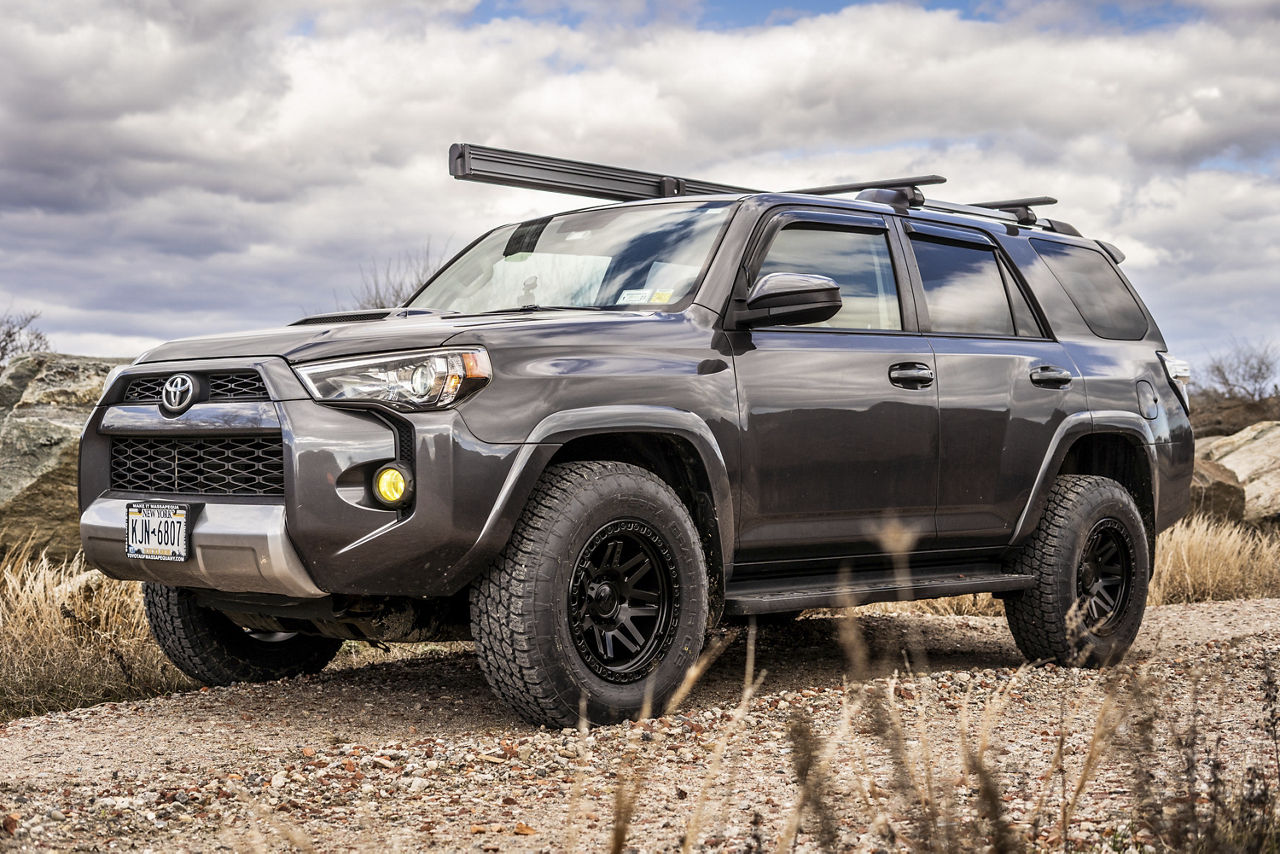 2019 Toyota 4Runner - Fuel SYNDICATE - Black | Wheel Pros